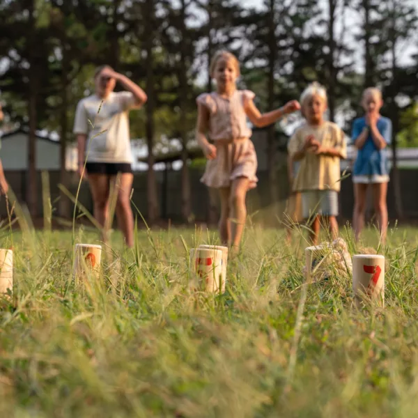 Дървена игра за точност с числа BS Toys на открито за деца 8+