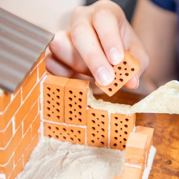 Конструктор с истински тухли Вила с гараж Teifoc 330 части керамични тухли 6+