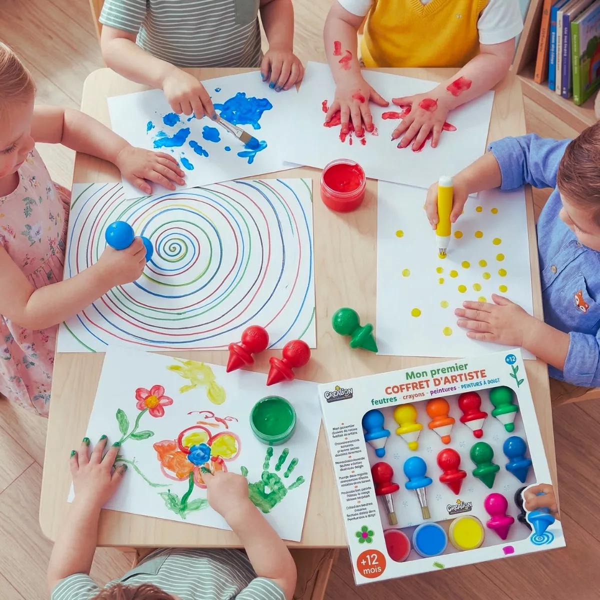Моят първи творчески комплект за рисуване CreaLign &ndash; бои за пръсти, четки и пастели