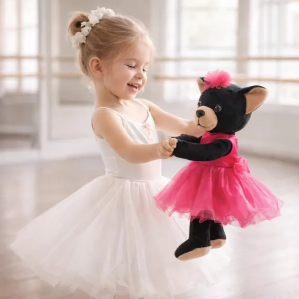 Плюшено кученце Кармен Lucky Doggy с розова рокля в игра с дете балерина