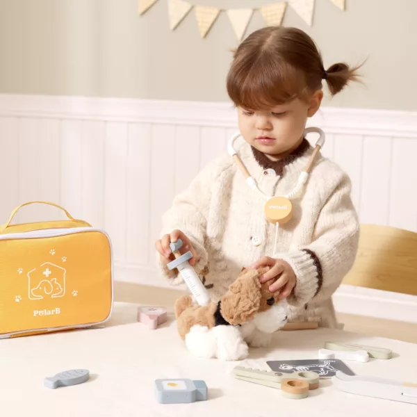 Детски ветеринарен комплект PolarB със спринцовка и куче игра за деца