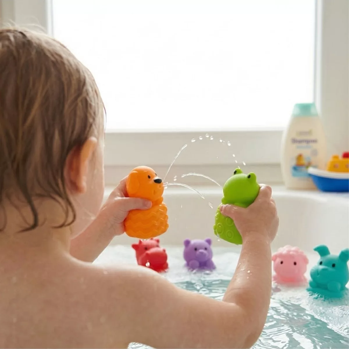 Бебе играе със сензорни животни комплект меки играчки Jolly